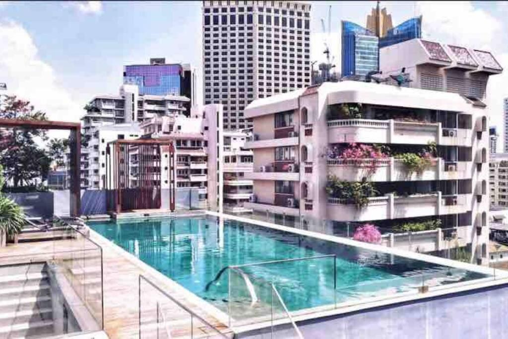 Stylish 1 Bedroom, Nice Pool,Bts Asok, Sukhumvit กรุงเทพมหานคร ภายนอก รูปภาพ