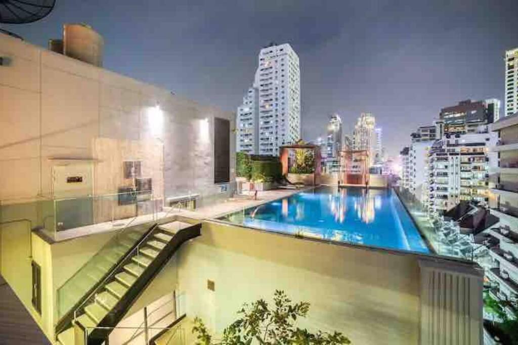 Stylish 1 Bedroom, Nice Pool,Bts Asok, Sukhumvit กรุงเทพมหานคร ภายนอก รูปภาพ