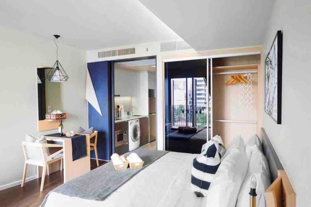 Stylish 1 Bedroom, Nice Pool,Bts Asok, Sukhumvit กรุงเทพมหานคร ภายนอก รูปภาพ