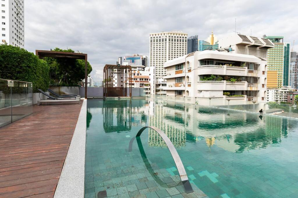 Stylish 1 Bedroom, Nice Pool,Bts Asok, Sukhumvit กรุงเทพมหานคร ภายนอก รูปภาพ
